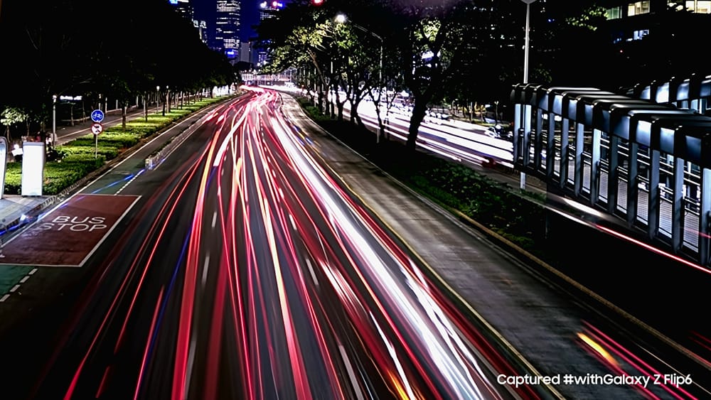 Eksplorasi Kreativitas dengan Galaxy Z Flip6: 3 Ide Konten Unik untuk Media Sosial 12 Hasil pengambilan foto menggunakan Expert RAW di Galaxy Z Flip6, tidak perlu khawatir shaky karena ada Flex Mode.