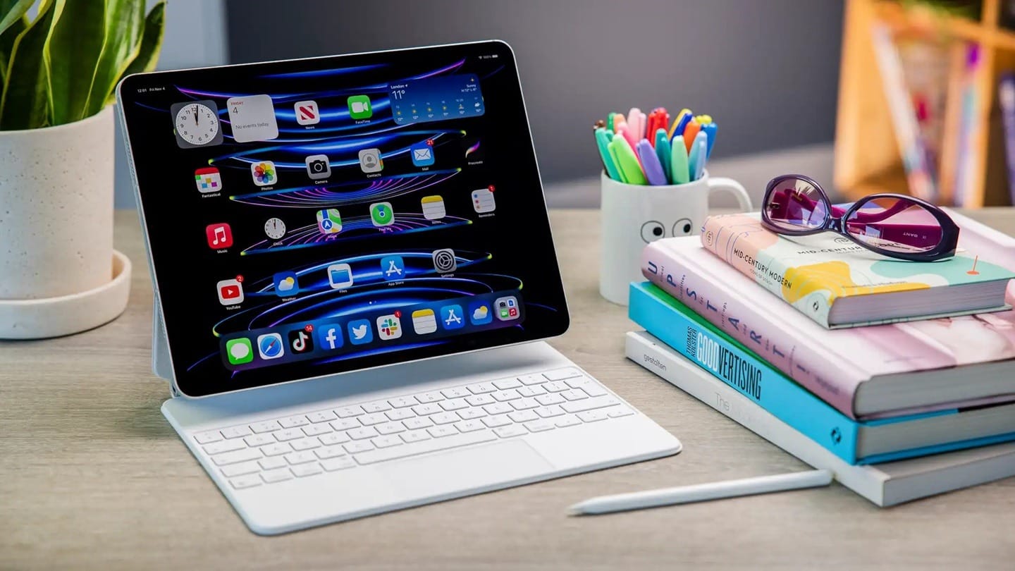 5 Alasan Memilih Tablet Android atau iPad: Mana yang Tepat untuk Kamu? 12 Apple iPad Pro