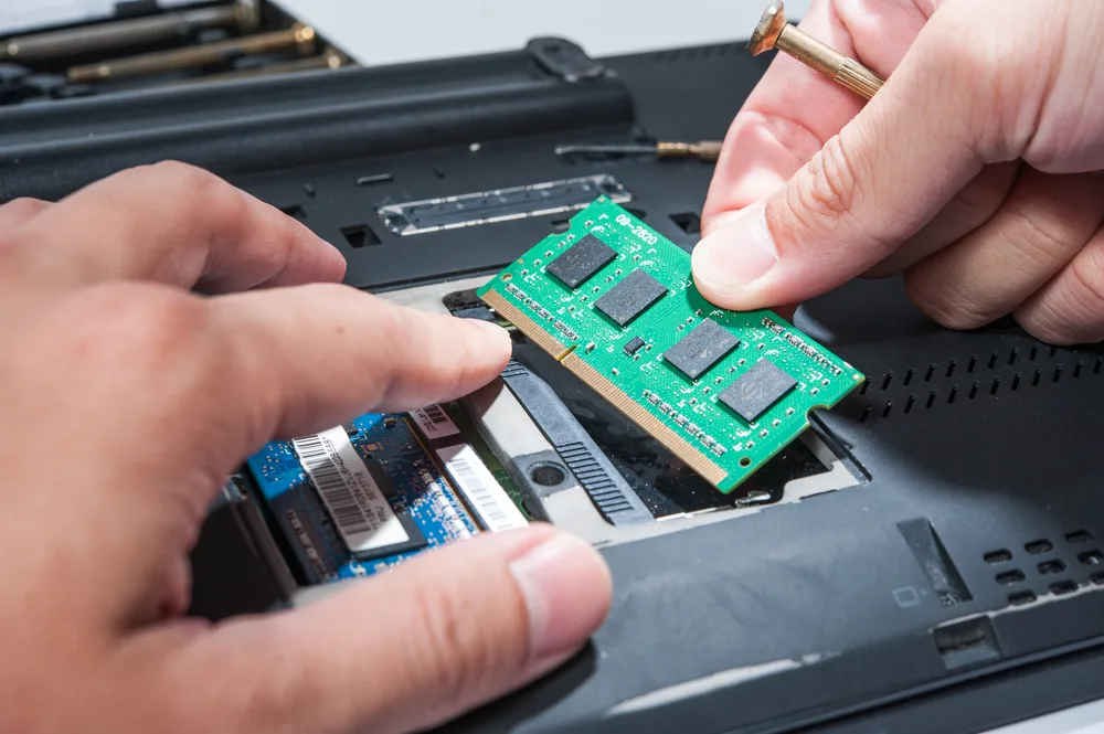 8 Tips Memilih Laptop Ideal untuk Pelajar, Kuliah, dan Pekerjaan Ringan 12 Tips memilih laptop untuk kuliah