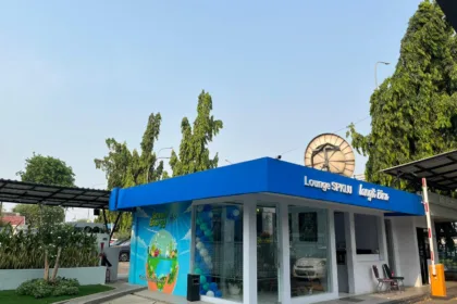 Tampak Depan SPKLU PLN UID Banten Langit Biru.