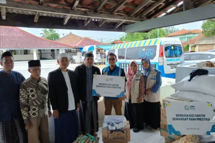 Yayasan Baitul Mal (YBM) PT PLN (Persero) kembali menunjukkan komitmennya dalam mendukung kesehatan dan pendidikan santri di Banten melalui program "Solidarity Food Truck", pada Jumat (22/11/2024).