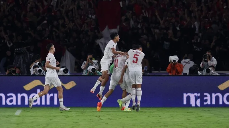 Gol kedua dicetak kembali oleh Marselino Ferdinan pada menit ke-57 melalui serangan balik yang cepat dan efektif. (REUTERS/Ajeng Dinar Ulfiana)