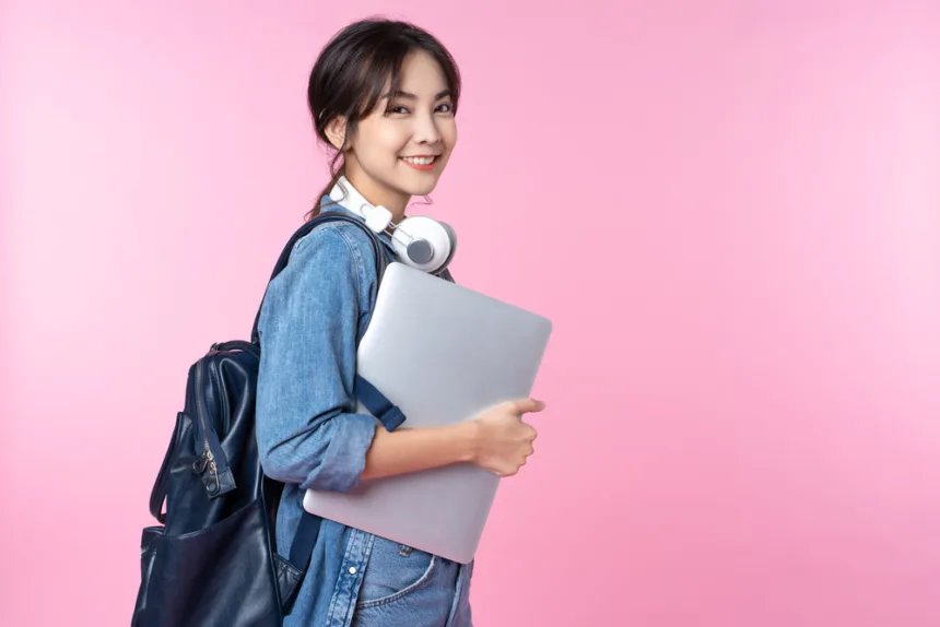 Tips Memilih Laptop Ideal untuk Pelajar, Kuliah, dan Pekerjaan Ringan