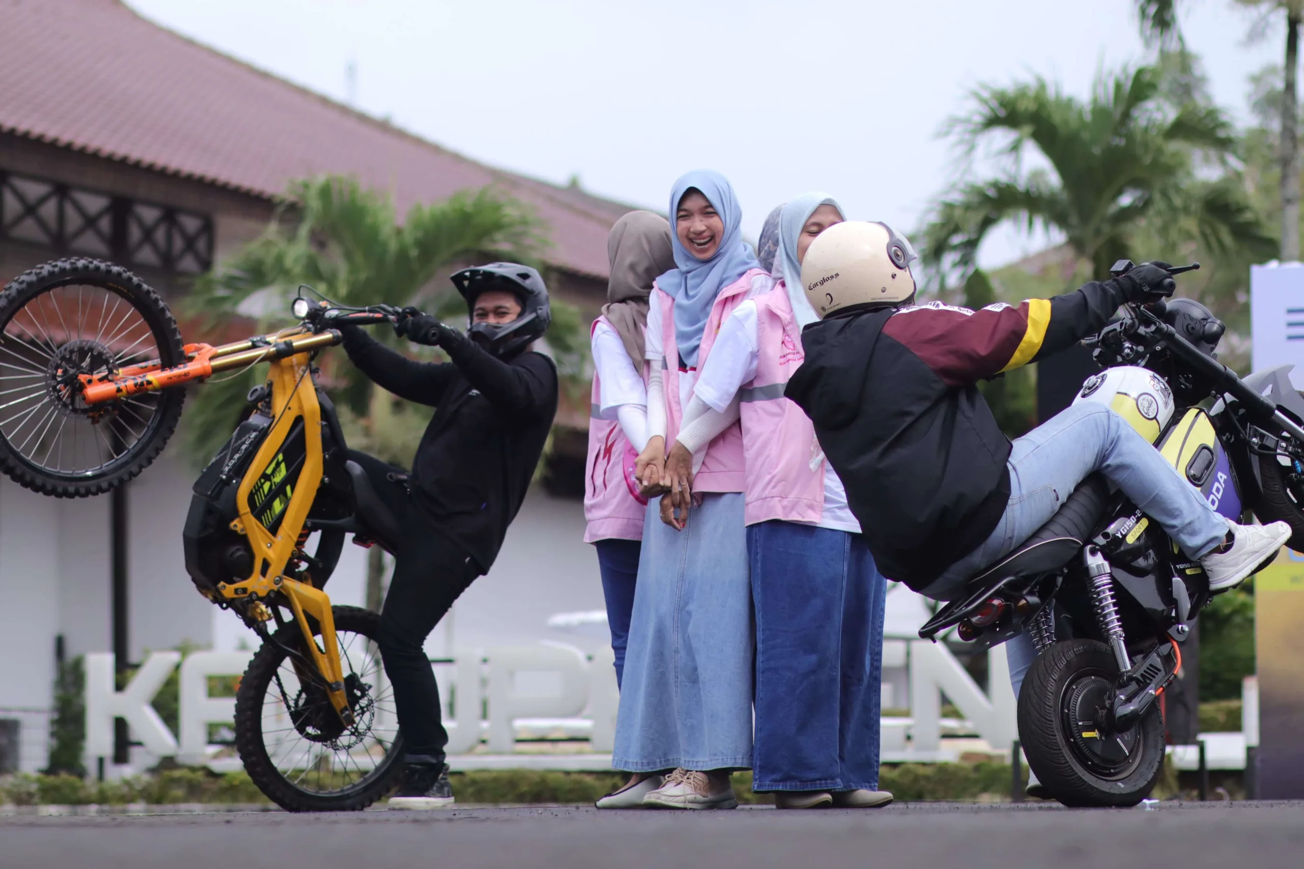 PLN Gelar Freestyle Motor Listrik: Seru, Aman, dan Ramah Lingkungan 10 Banten Electric Vehicle Freestyle