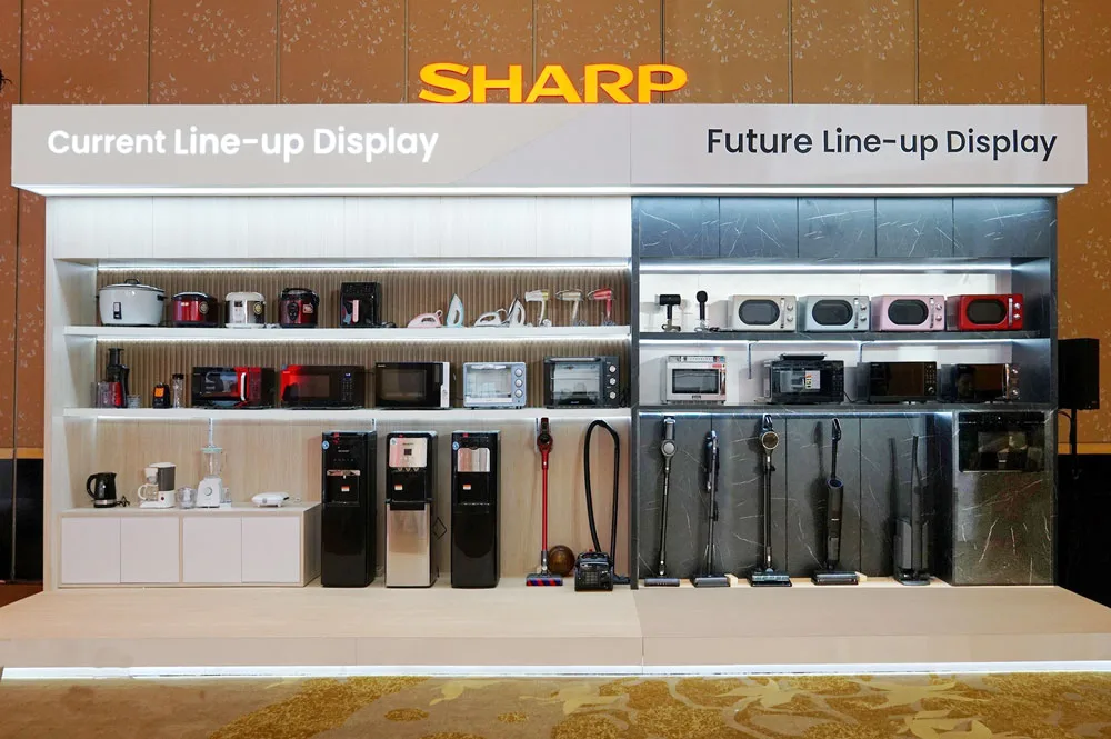 Sharp Hadirkan 4 Inovasi Small Home Appliance untuk Keluarga Modern Indonesia 11 Beberapa produk small home appliances Sharp yang saat ini tersedia di pasaran dan yang akan diperkenalkan dipasaran Indonesia.