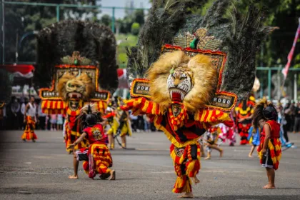 Reog Ponorogo Resmi Jadi Warisan Budaya Dunia, Kearifan Lokal Menyentuh Panggung Global