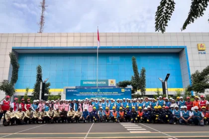 Srikandi PLN UID Banten mengikuti Apel bulan K3 Nasional Tahun 2025 di Kantor PLN UID Banten pada Jum'at, (10/01) pagi. Bulan K3 Nasional menjadi momentum bagi Srikandi PLN untuk turut menunjukkan peran aktifnya dalam menunjang kinerja sistem kelistrikan di tanah air.