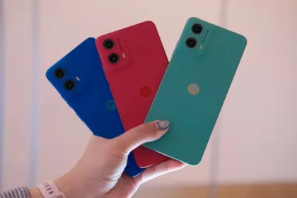 Motorola kembali ke pasar Indonesia dengan meluncurkan Moto G45 5G, smartphone yang menawarkan performa tinggi dengan harga terjangkau.