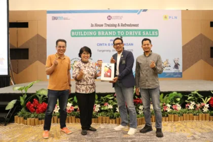 PT PLN (Persero) Unit Induk Distribusi (UID) Banten menggelar kegiatan refreshment proses bisnis pelayanan pelanggan dengan menggandeng MarkPlus, Inc.