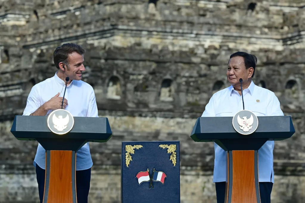 Macron Sentuh Stupa Borobudur, Ini Makna Mitos Kunto Bimo 10 borobudur