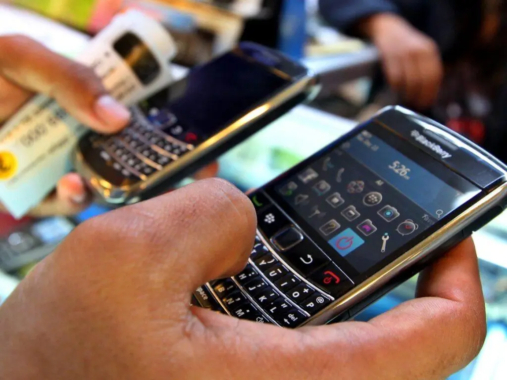 Fenomena BlackBerry: Gen Z Tinggalkan iPhone dan Pilih 'Ponsel Bodoh' 10 BlackBerry