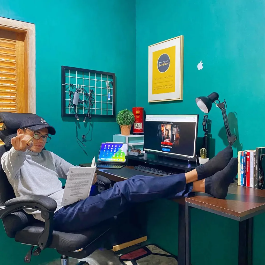 Cara Freelancer Bertahan: Keseimbangan Hidup ala Setiawan Chogah 10 freelancer,keseimbangan hidup,burnout freelance,Setiawan Chogah