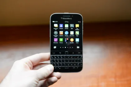 BlackBerry Classic 2025 Versi Android