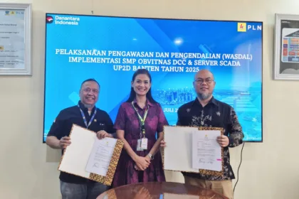PLN UP2D Banten sukses raih predikat emas dalam audit sistem pengamanan Objek Vital Nasional (SMP Obvitnas) untuk DCC dan server SCADA. Komitmen nyata terhadap keamanan energi nasional.