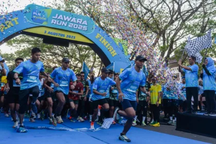 PLN Mobile Jawara Run 2025, event olahraga massal perdana yang digagas oleh PT PLN (Persero) Unit Induk Distribusi (UID) Banten, sukses menyatukan masyarakat lintas usia dan latar belakang dalam satu semangat: hidup sehat dan layanan kelistrikan digital yang makin dekat.