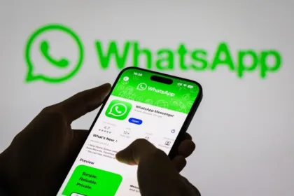 Memasuki 2026, WhatsApp dikabarkan tengah menyiapkan sejumlah fitur baru yang berfokus pada keamanan akun, transparansi akses perangkat, serta pengelolaan penyimpanan yang lebih efisien.