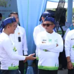 General Manager PLN UID Banten bersama jajaran pemerintah Provinsi Banten dan PLN Group menanam bibit mangrove di pesisir Desa Lontar Alang-alang, Serang, dalam rangka peringatan Hari Menanam Pohon Indonesia 2025.