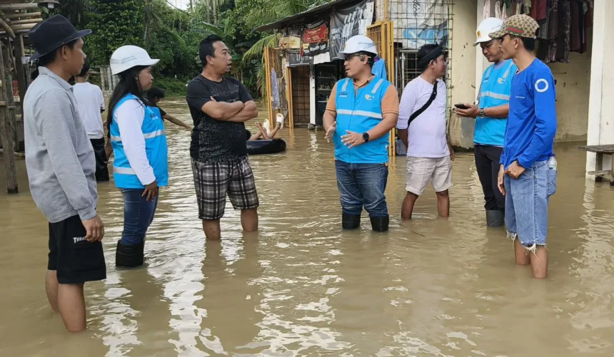 Koordinasi dan edukasi keamanan listrik dilakukan bersama masyarakat yang terdampak banjir, agar aktivitas sehari-hari tetap berlangsung dengan aman.