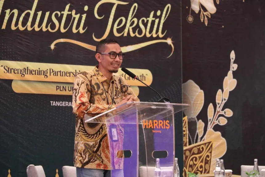 PLH General Manager PLN UID Banten, Fauzan memberikan sambutan pada kegiatan Customer Gathering Pelanggan Industri Tekstil di Hotel Harris Gading Serpong, Kamis (21/5/2026).