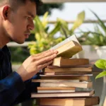 Joki baca buku dan fenomena membaca sebagai citra diri di media sosial